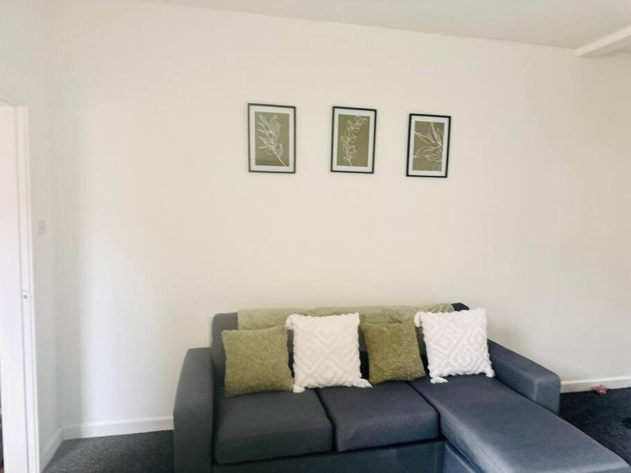 Modern - Near Centre, Qmc, Motorpoint Arena & Train Station - Sleeps 8 Apartment Nottingham